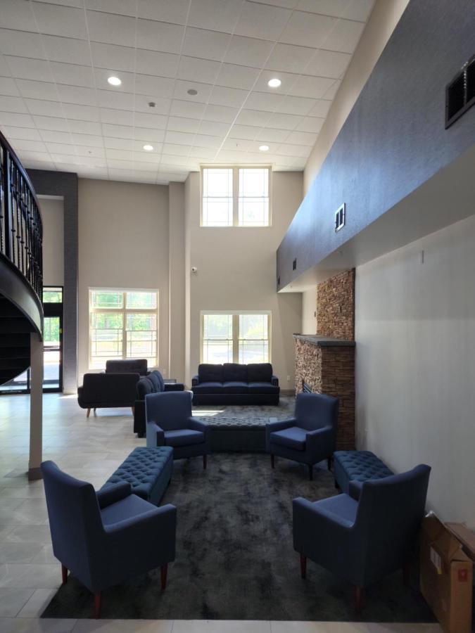 La Quinta Inn & Suites By Wyndham Lake George Exterior foto