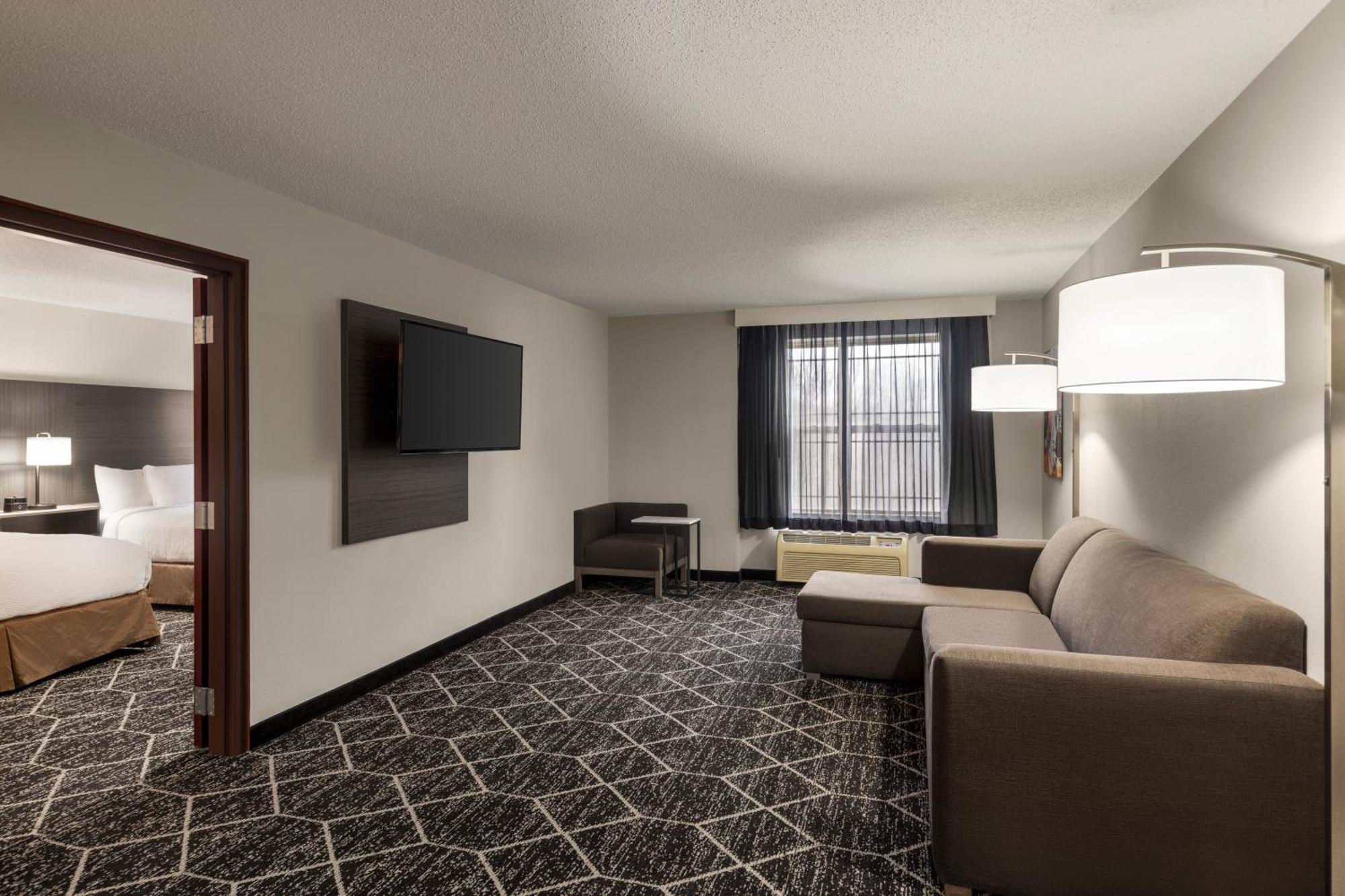 La Quinta Inn & Suites By Wyndham Lake George Exterior foto